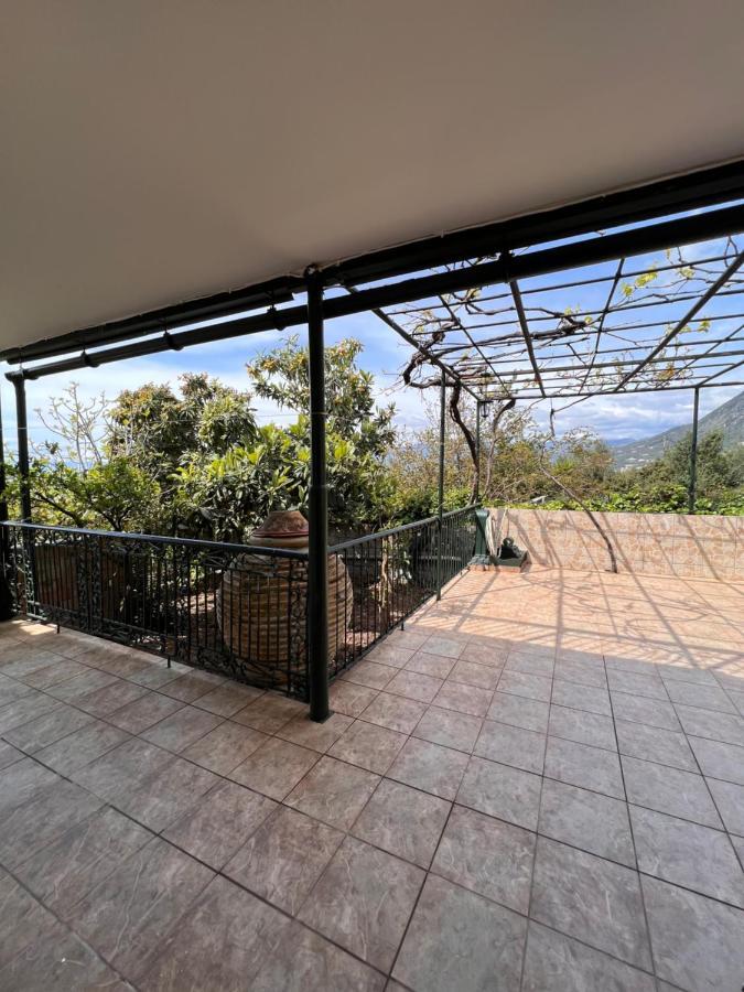 Panorama Studio Каламата Экстерьер фото